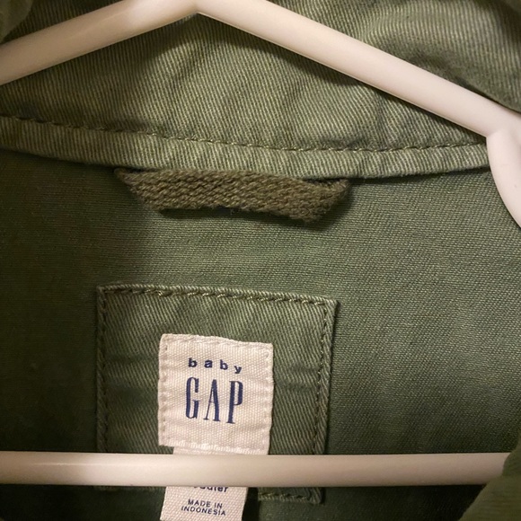 Baby Gap boys utility jacket - Picture 2 of 2